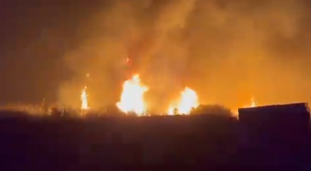 بالفيديو: شهيد و8 جرحى بانفجار وحريق داخل معسكر “كالسو”