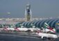 بالفيديو: الأمطار تحول مدرج مطار دبي إلى بحر!