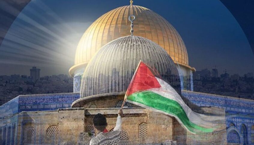 الجزيرة: مواجهات في القدس بين الشرطة الإسرائيلية ومتظاهرين رافضين لإقالة المستشارة القضائية للحكومة ورئيس الشاباك