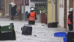 ألمانيا تغرق.. إجلاء المئات في الجنوب الغربي بسبب الفيضانات