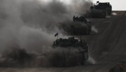 رويترز عن مسؤول إسرائيلي: لن تكون هناك هدنة أو أي وقف للقتال في غزة وهو ليس جزءا من صفقة أسرى