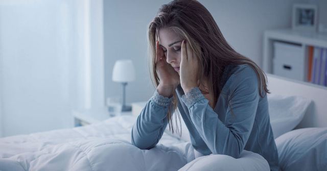 النوم المتقطع يزيد من خطر الانتحار