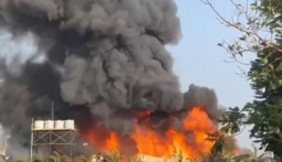 بالفيديو: النار تبتلع مدينة ملاهي وتقتل 20 شخصًا في الهند