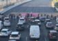 بالفيديو: متظاهرون يقطعون طريق “أيالون” في تل أبيب