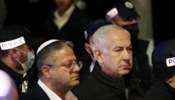 “معاريف”: “نتنياهو أصبح خادم سيده”وهناك زعيم جديد لـ”إسرائيل”