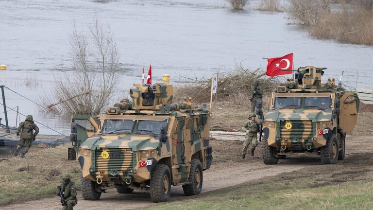 الدفاع التركية: لا أحد يريد حرباً عالمية ثالثة.. ورغم ذلك “جيشنا جاهز لأي سيناريو”