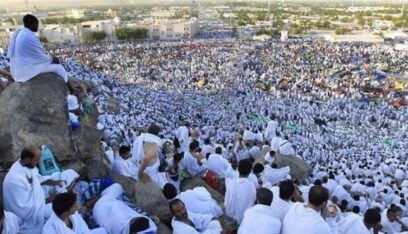 أول مولود على جبل عرفات بالسعودية لهذا العام.. وهذه جنسيته!