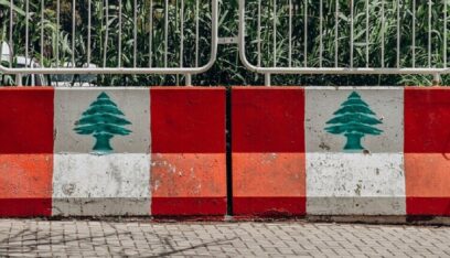 السفارة الروسية في بيروت تنصح رعاياها بـ”تأجيل السفر إلى لبنان إن أمكن”