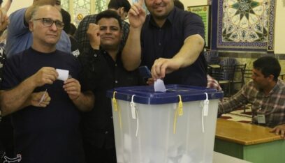ايران: تمديد فترة التصويت للانتخابات الرئاسية حتى الساعة 12:00 من منتصف الليل