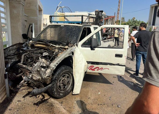 اصابة طفيفة لسائق الـ”بيك اب” المستهدف في حناويه