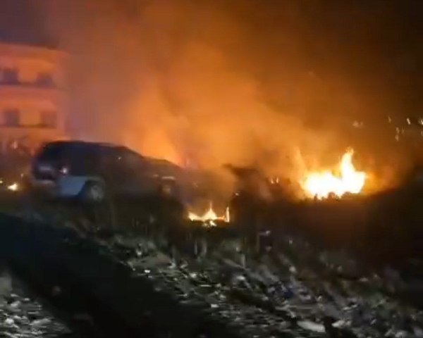 بالصور: غارة جناتا الأعنف… شهيدتان و19 جريحاً من النساء والأطفال