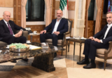 وزير الداخلية عرض مع نواب أوضاعا سياسية وشؤونا خدماتية واستقبل الحكيم