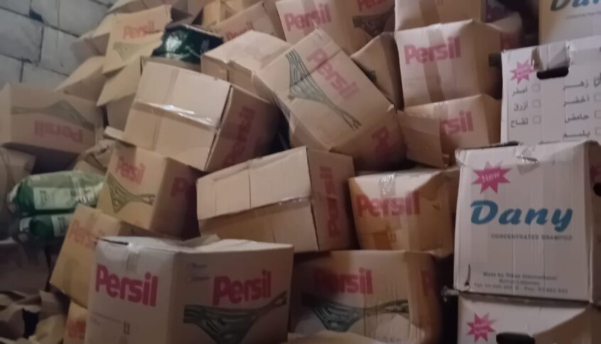 ضبط مواد منتهية الصلاحية بقيمة 18 ألف دولار بمستودع في زحلة