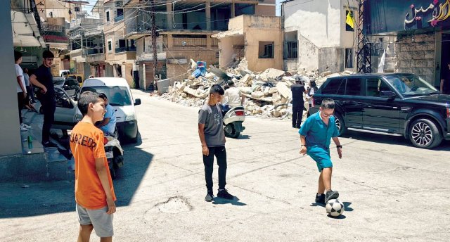 هذا ما بلغه عدد النازحين اللبنانيين من الجنوب والبقاع…وجرى توزيعهم على مراكز إيواء (بالارقام)