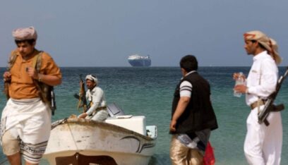 الحوثيون: عمليتان على آيزنهاور الاميركية وترانسورلد نافيغيتور