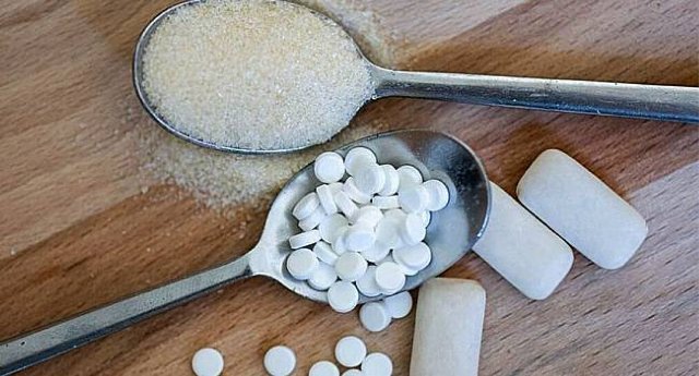 دراسة تحذر من بدائل السكر!