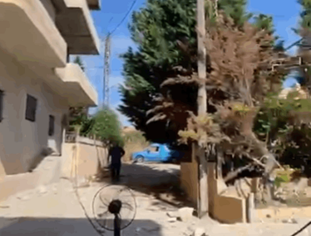 بالفيديو: وصلوا لتفقد منازلهم في الضهيرة.. وجيش العدو أطلق النار عليهم