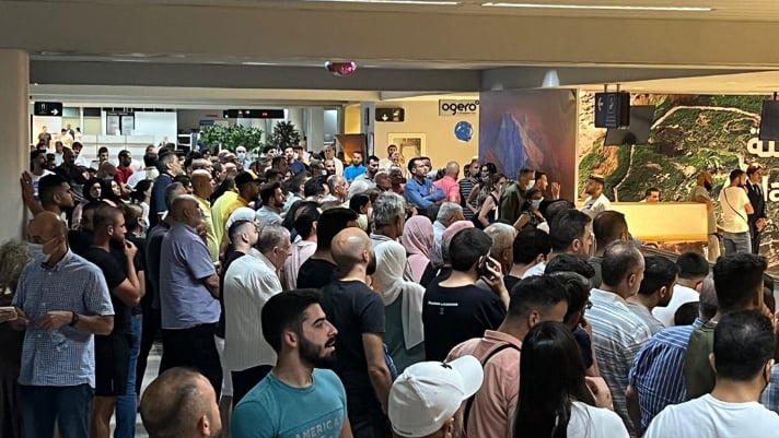 حركة ناشطة في المطار رغم التهديدات الاسرائيلية..