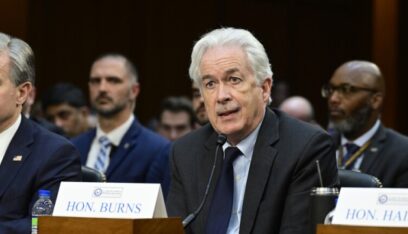 مدير CIA يصل الى قطر لمعرفة رد “حماس” على مقترح وقف النار