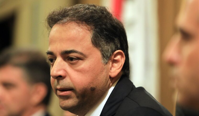 ماذا اعلن حاكم مصرف لبنان بالانابة وسيم منصوري عن ازمة الودائع؟