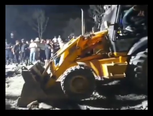 الدفاع المدني: شهيدان و١٢ جريحا بغارة إسرائيلية على مبنى في محيط بلدة صفد البطيخ