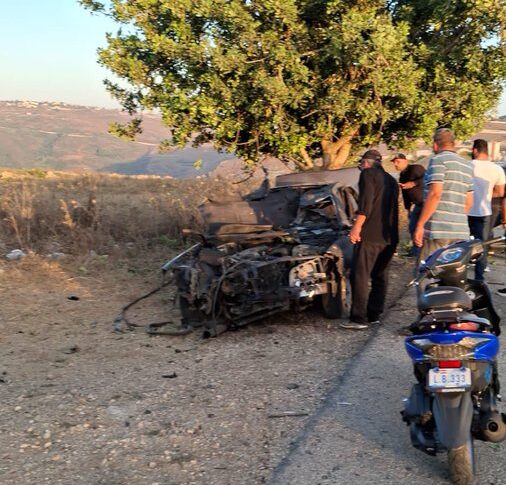 مسيرة معادية تستهدف سيارة على طريق البرج بين بلدتي كفرتبنيت وارنون