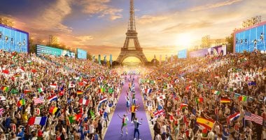 الوفود الأولمبية تعبر نهر السين بباريس خلال حفل افتتاح الأولمبياد
