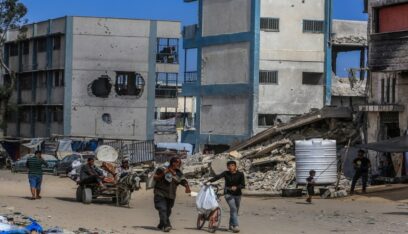 بدء عودة الفلسطينيين إلى مناطقهم المدمرة شرق خان يونس