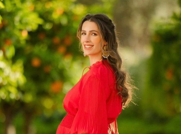بالصور: الأميرة رجوة في أشهر حملها الأخيرة