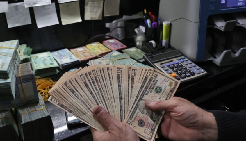3.2 مليارات دولار أرباح صيرفة: ماذا يمكن أن تجبي الدولة منها؟