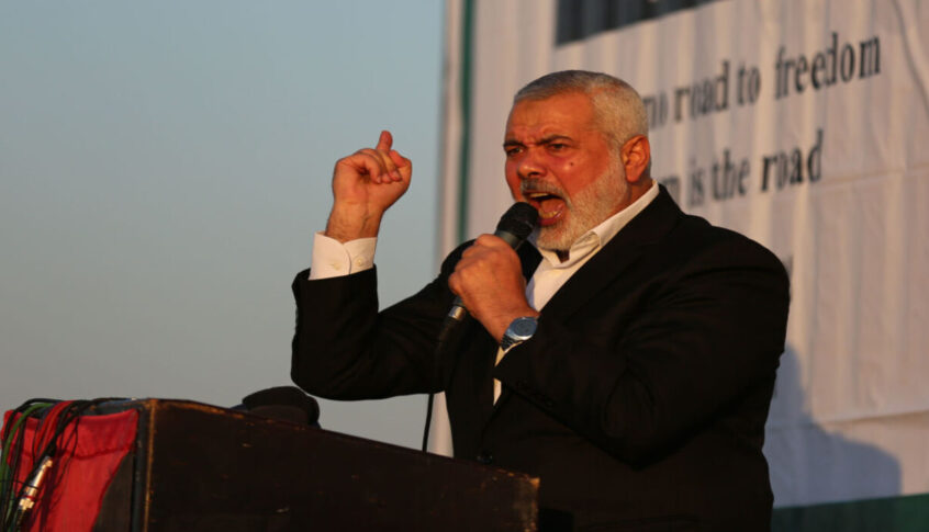 “الوداع يا قائد الأمة”.. زوجة نجل هنية تنعيه بكلمات مؤثرة