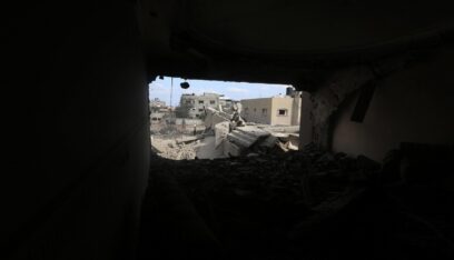 “نيويورك تايمز” تنشر وثائق سرية تفضح مناورات حكومة نتنياهو للتهرب من الصفقة مع “حماس”