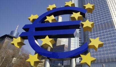 لاغارد تطرح اليورو كبديل للدولار على مستوى العالم