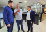 وزير الصناعة جال في مستشفى تعنايل العام