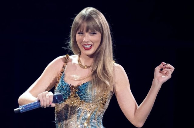 تايلور سويفت تتصدّر حفل VMAs بـ 7 جوائز