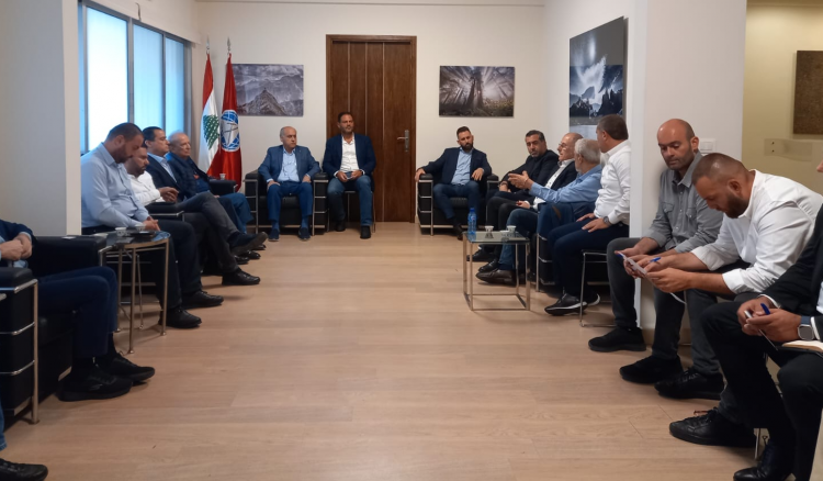 تيمور جنبلاط جدد دعوته المالكين إلى عدم استغلال النازحين من أبناء الجنوب
