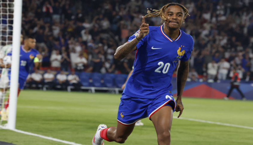 باركولا يسجل هدفاً تاريخياً لمنتخب فرنسا في شباك إيطاليا