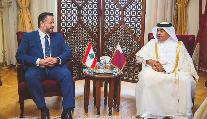 سلام اجتمع بوزير المال القطري وتناول معه العديد من المواضيع المتعلقة بالمصالح المشتركة