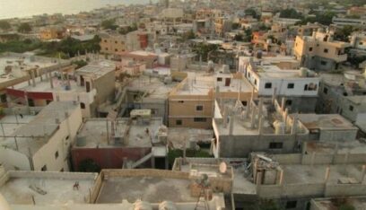 اصابات بغارة على مخيم البص