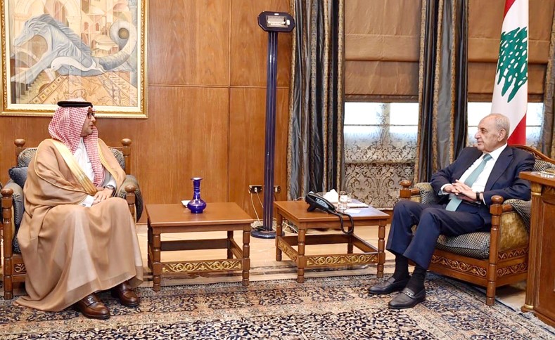 مصدر ديبلوماسي: اجتماع الرياض لتقريب وجهات النظر الداخلية وضمان تفاهم دولي وإقليمي على مرشح توافقي