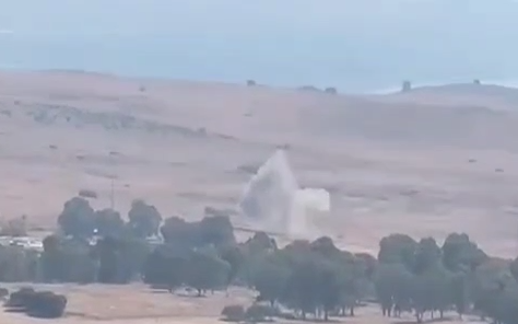 إطلاق رشقة صاروخية من لبنان نحو صفد ومحيطها