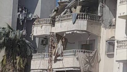 بالفيديو والصور: إصابات مباشرة ودمار كبير جراء إطلاق حزب الله أكثر من 100 صاروخ باتجاه مدينة حيفا