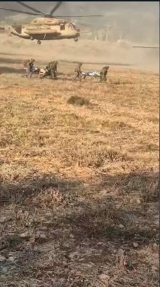 مشاهد لإخلاء جيش العدو الإسرائيلي لقتلى وجرحى وقعوا خلال الاشتباكات مع الحزب(بالفيديو)
