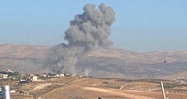 غارة على بلدة بيوت السياد وقصف عنيف للمنصوري وبيوت السياد والبياضة وزبقين وطيرحرفا ومجدل زون