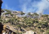 بالفيديو والصور: طوافات الجيش تعمل على اخماد حريق جبل الصنوبر في إهدن