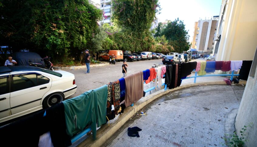خطة لتشييد بيوت جاهزة للنازحين.. حمية: المعيار الأساسي أن يبقى كل ابن قضاء ضمن قضائه