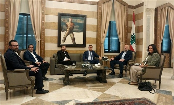 كتاب من باسيل سلّمه وفدٌ من التيار الى مولوي حول الحفاظ على الأمن ومنع الإشكالات والفوضى
