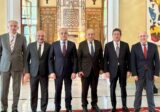 لودريان يلتقي نواب “اللقاء التشاوري المستقل”