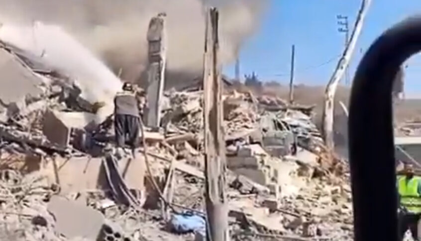 بالفيديو: غارة معادية استهدفت بلدة جويا منذ قليل