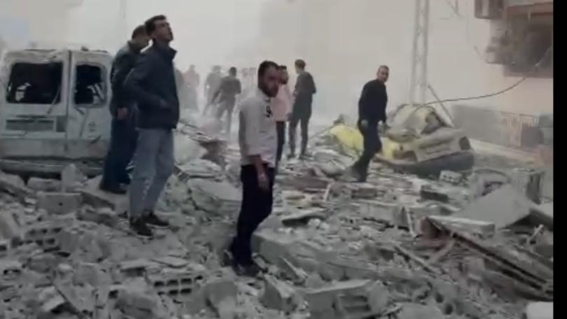 بالفيديو: اللحظات الأولى بعد العدوان الاسرائيلي الذي استهدف مبنى في محيط منطقة السيدة زينب في دمشق